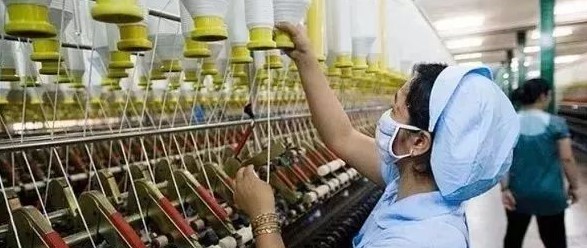 “勞動密集型企業(yè)是如何通過自動化技術(shù)實現(xiàn)數(shù)字化生產(chǎn)的？”